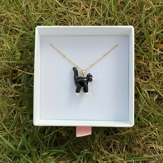 Black & white cat necklace
